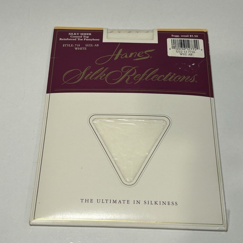 Hanes Silk Reflections White 718 Size AB Silky Sheer Reinforced Toe Pantyhose